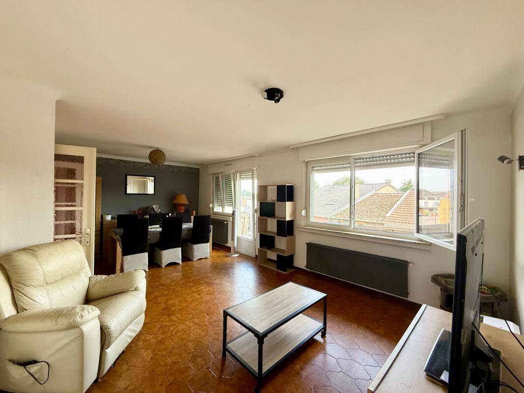 Appartement 5 pièces 106 m² · à Hettange-Grande · 106 m² · 1 000 €