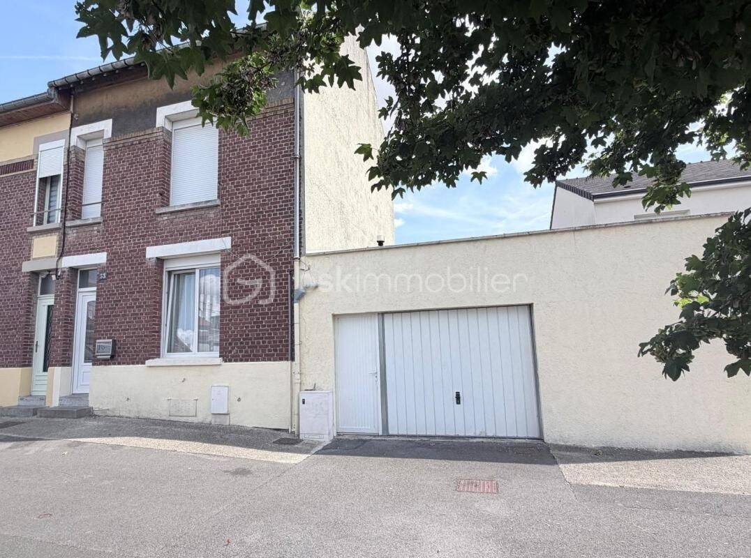 Maison 6 pièces 107 m² · à Saint-Quentin · 107 m² · 128 000 €