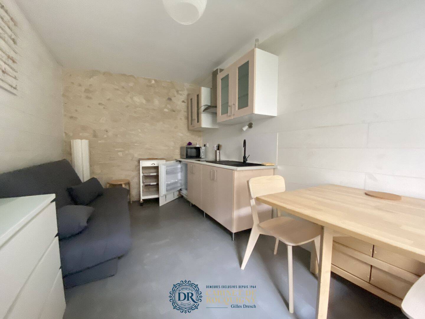 Appartement 1 pièce 17 m² · à Orléans · 17 m² · 390 €