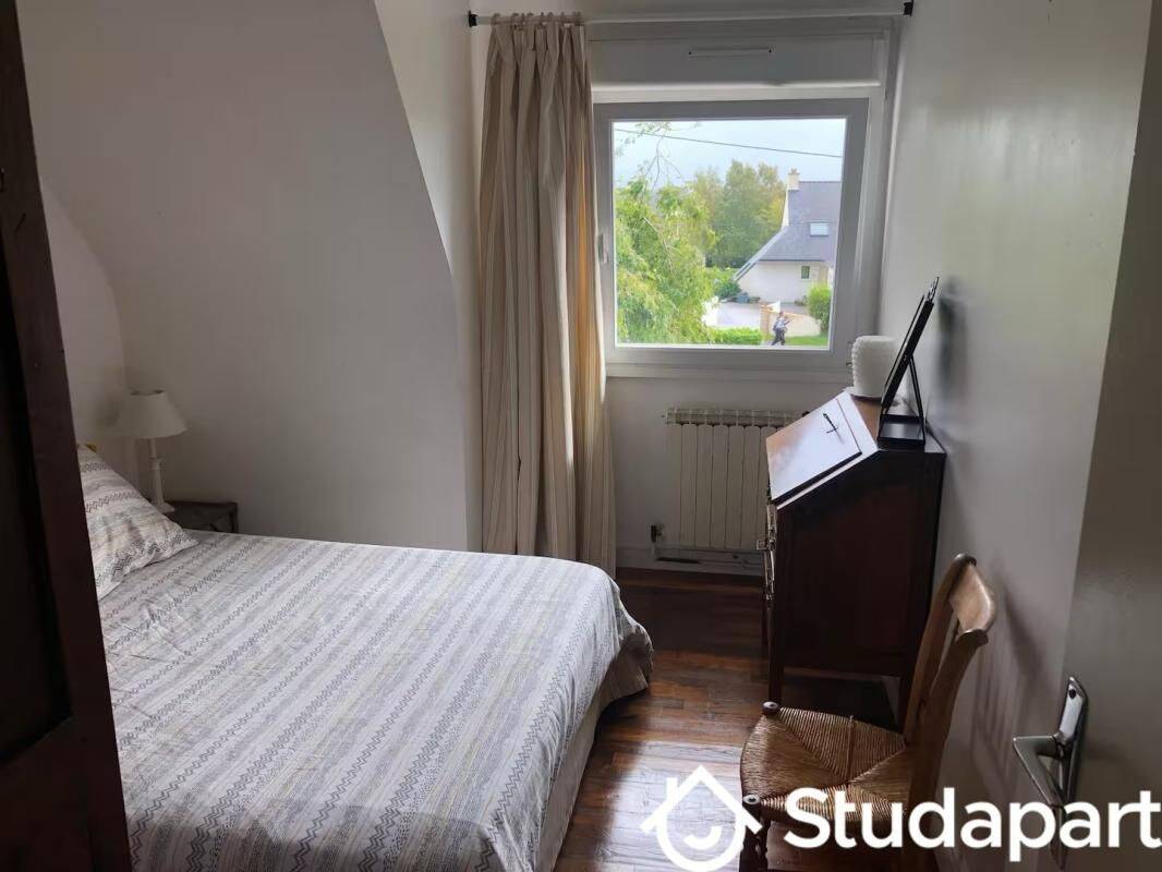 Appartement 1 pièce 10 m² · à Plougastel-Daoulas · 10 m² · 350 €