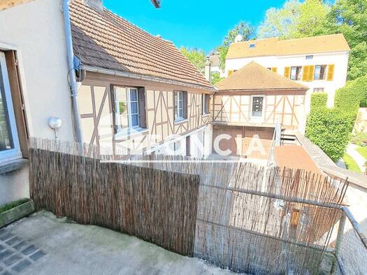 Appartement à louer 810 € 3 pièces 2 chambres 68,3 m² 1er étage Vaux-sur-Seine 78740