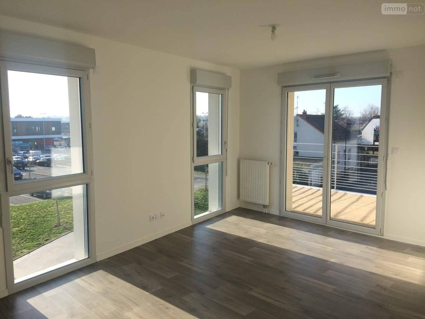 Appartement 3 pièces 62 m² · à La Riche · 62 m² · 740 €