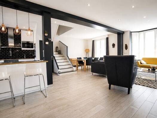 Maison à vendre 389 000 € 4 pièces 3 chambres 119,4 m² 290 m² de terrain Liegeard-Montesquieu Livry-Gargan 93190