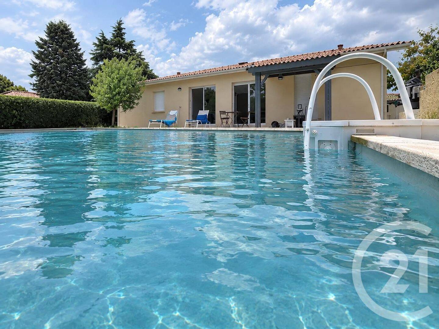Maison 4 pièces 132 m² · à Belin-Béliet · 132,1 m² · 1 450 €/mois