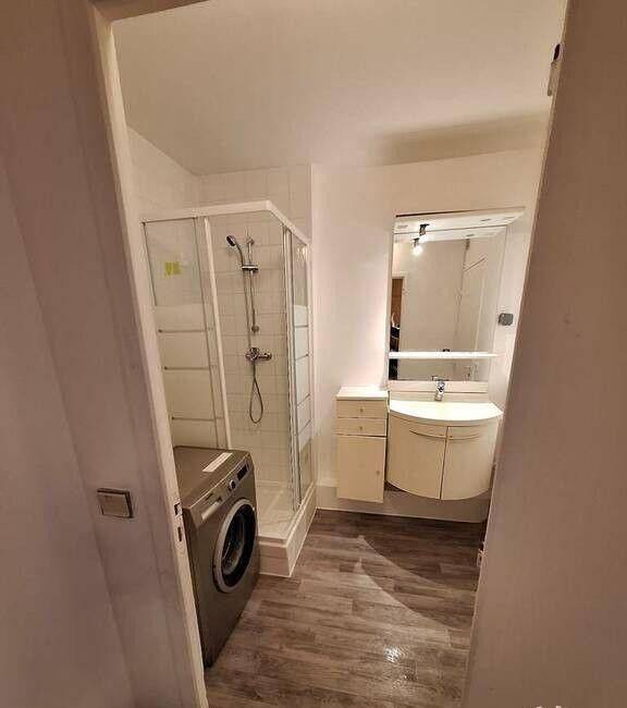 Appartement 1 pièce 97 m² · à Évry-Courcouronnes · 97 m² · 550 €