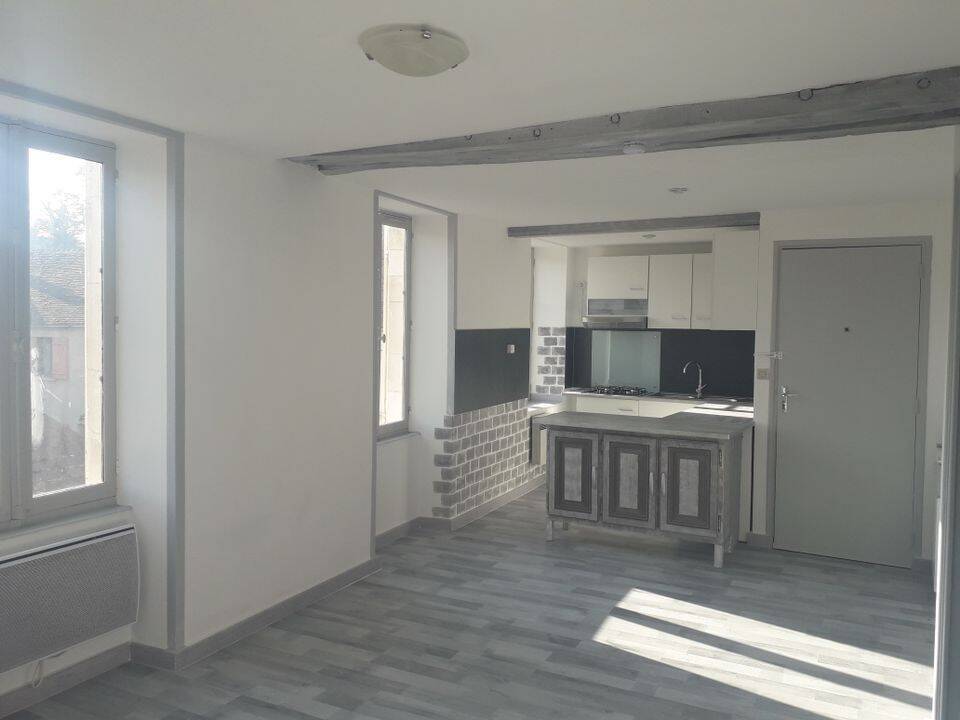 Appartement 2 pièces 39 m² · à Gy-l'Évêque · 39 m² · 440 €/mois