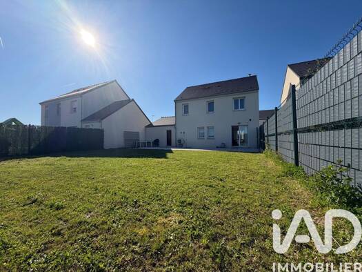 Maison à vendre 355 000 € 6 pièces 4 chambres 113 m² 431 m² de terrain Égly 91520