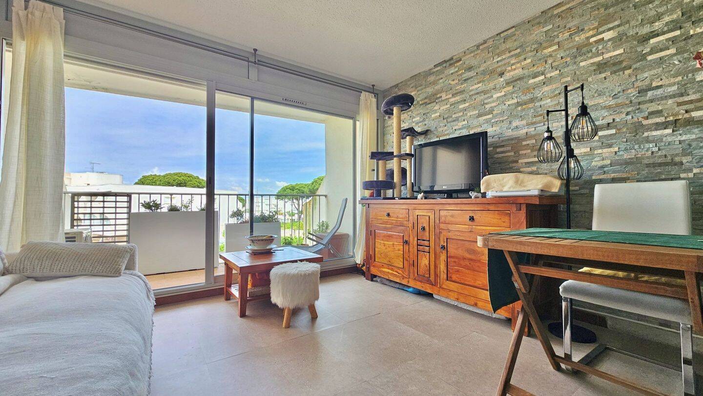 Appartement 2 pièces 27 m² · à Le Grau-du-Roi · 27 m² · 155 000 €