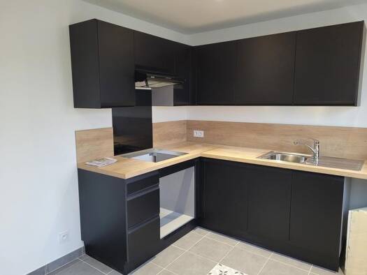 Maison à louer 1 320 € 4 pièces 3 chambres 82 m² Centre Ville Centre et Nord Coulommiers 77120