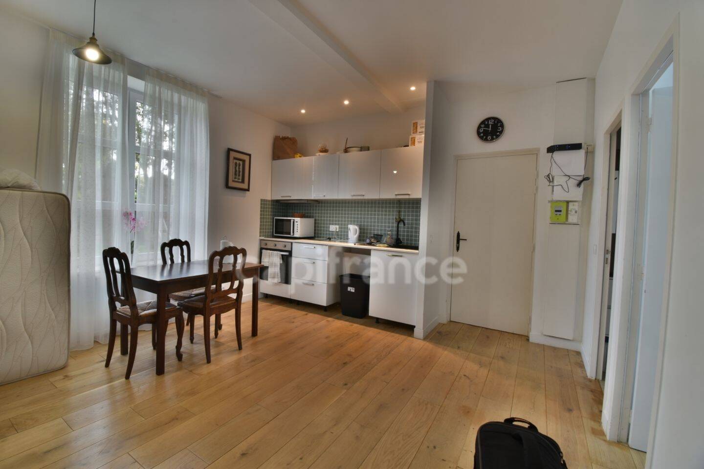 Appartement 2 pièces 33 m² · à Ploëzal · 33 m² · 360 €