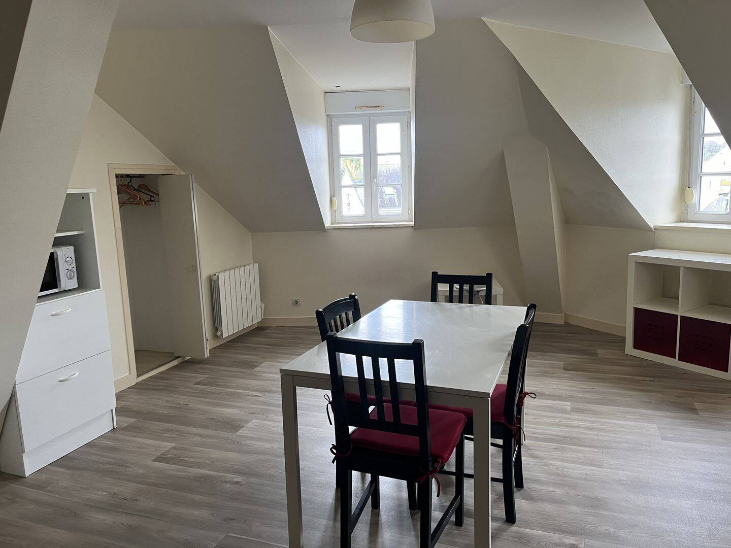 Appartement 1 pièce 24 m² · à Pontivy · 23,8 m² · 420 €