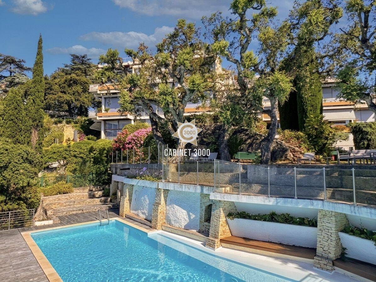 Appartement 5 pièces 156 m² · à Toulon · 156 m² · 1 350 000 €
