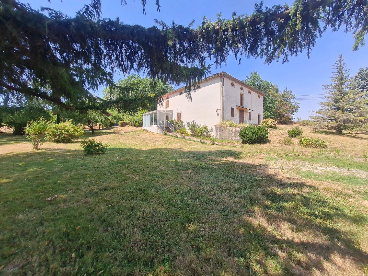 Maison 6 pièces 208 m² · à Le Faget · 208 m² · 336 000 €