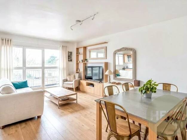 Appartement à vendre 230 000 € 5 pièces 4 chambres 94 m² Étage 2/4 Sud Plaisir 78370