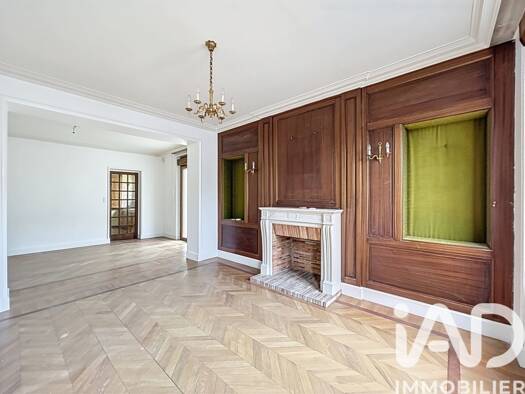 Maison à vendre 195 000 € 7 pièces 7 chambres 245 m² 343 m² de terrain Damery 51480