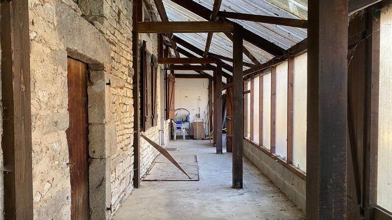 Maison 2 pièces 42 m² · à Sarry · 42 m² · 52 000 €
