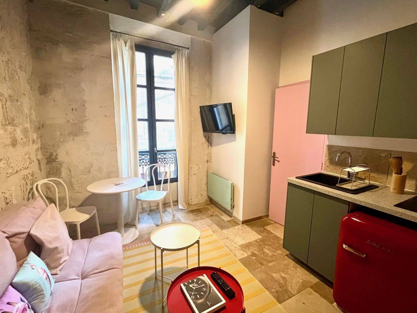 Appartement 2 pièces 22 m² · à Arles · 22 m² · 690 €