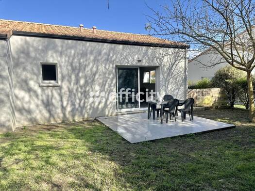 Maison de plain-pied à vendre 359 000 € 4 pièces 2 chambres 73 m² 331 m² de terrain Sainte Marie Pornic 44210