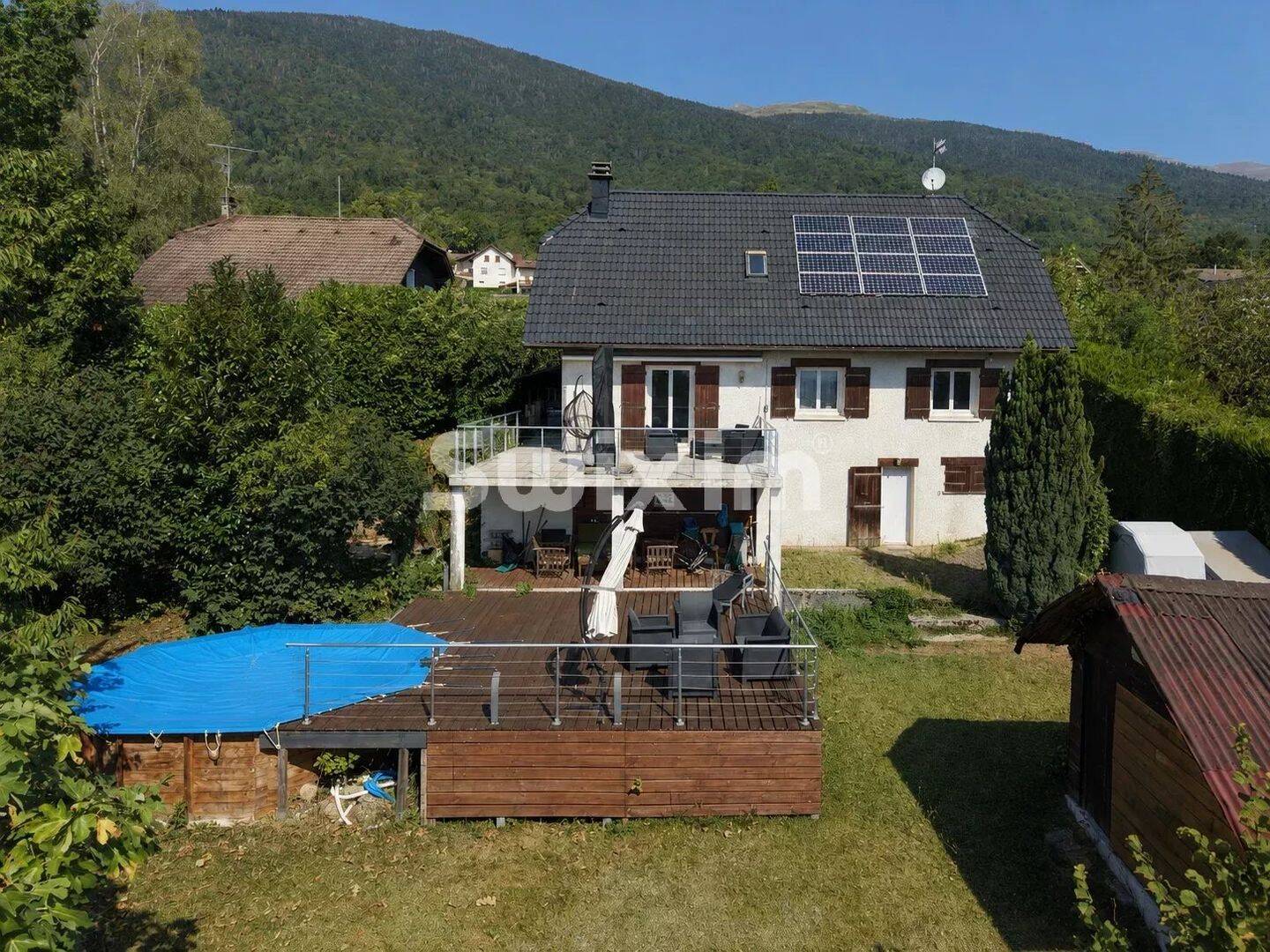 Maison 6 pièces 195 m² · à Crozet · 195 m² · 809 000 €
