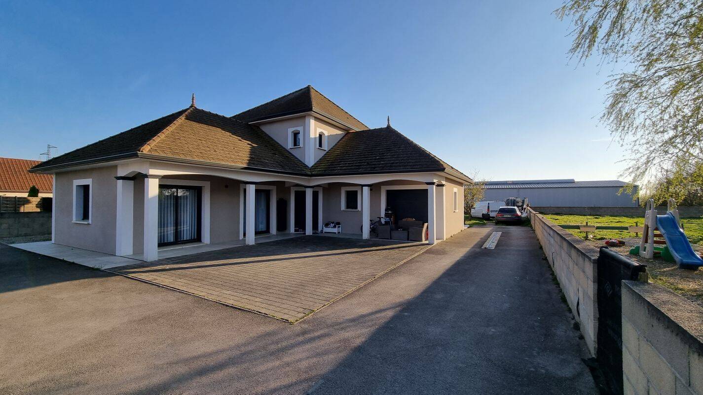 Maison 7 pièces 150 m² · à Allériot · 150 m² · 338 500 €