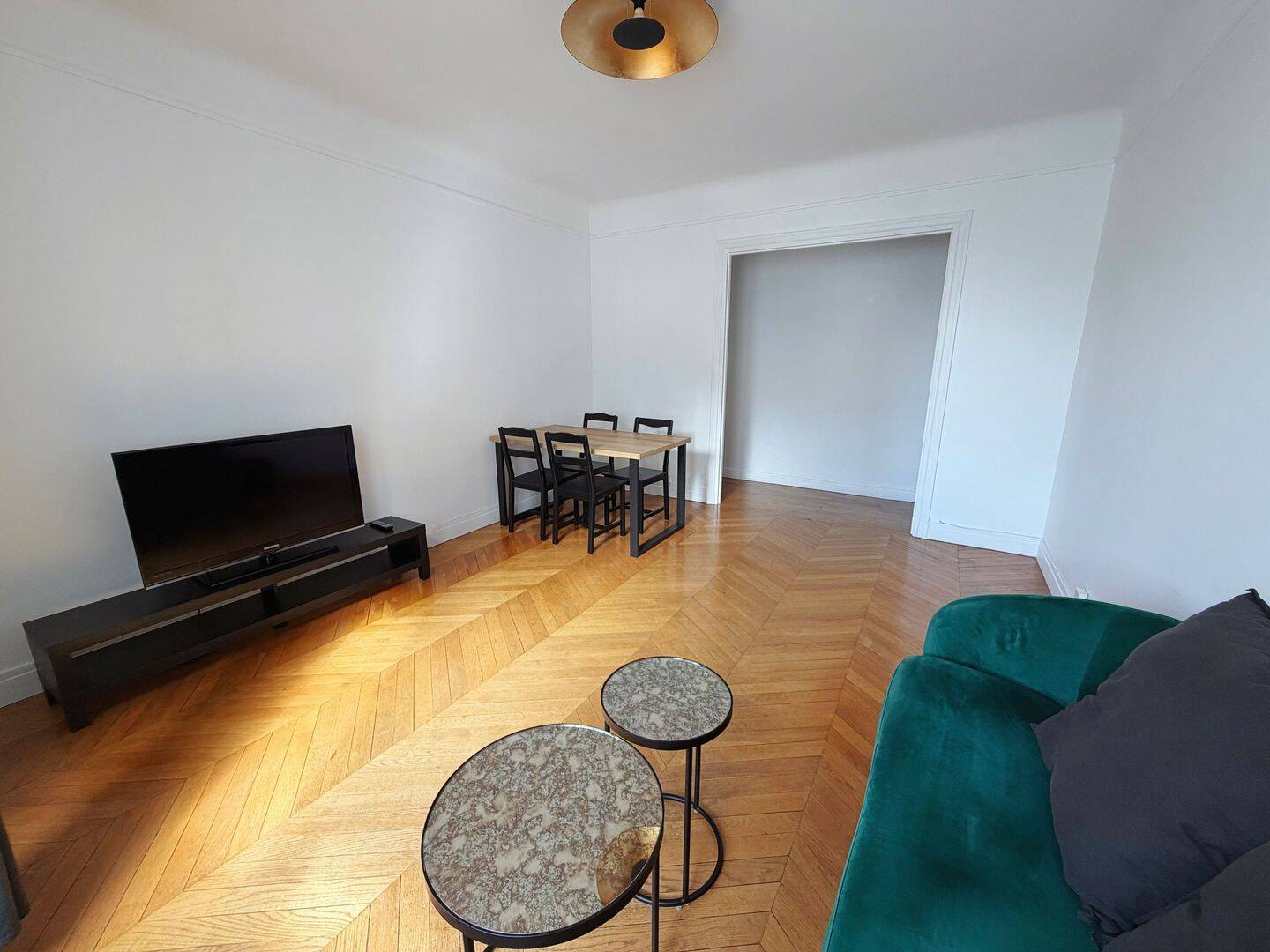 Appartement 3 pièces 81 m² · à La Garenne-Colombes · 81 m² · 1 850 €