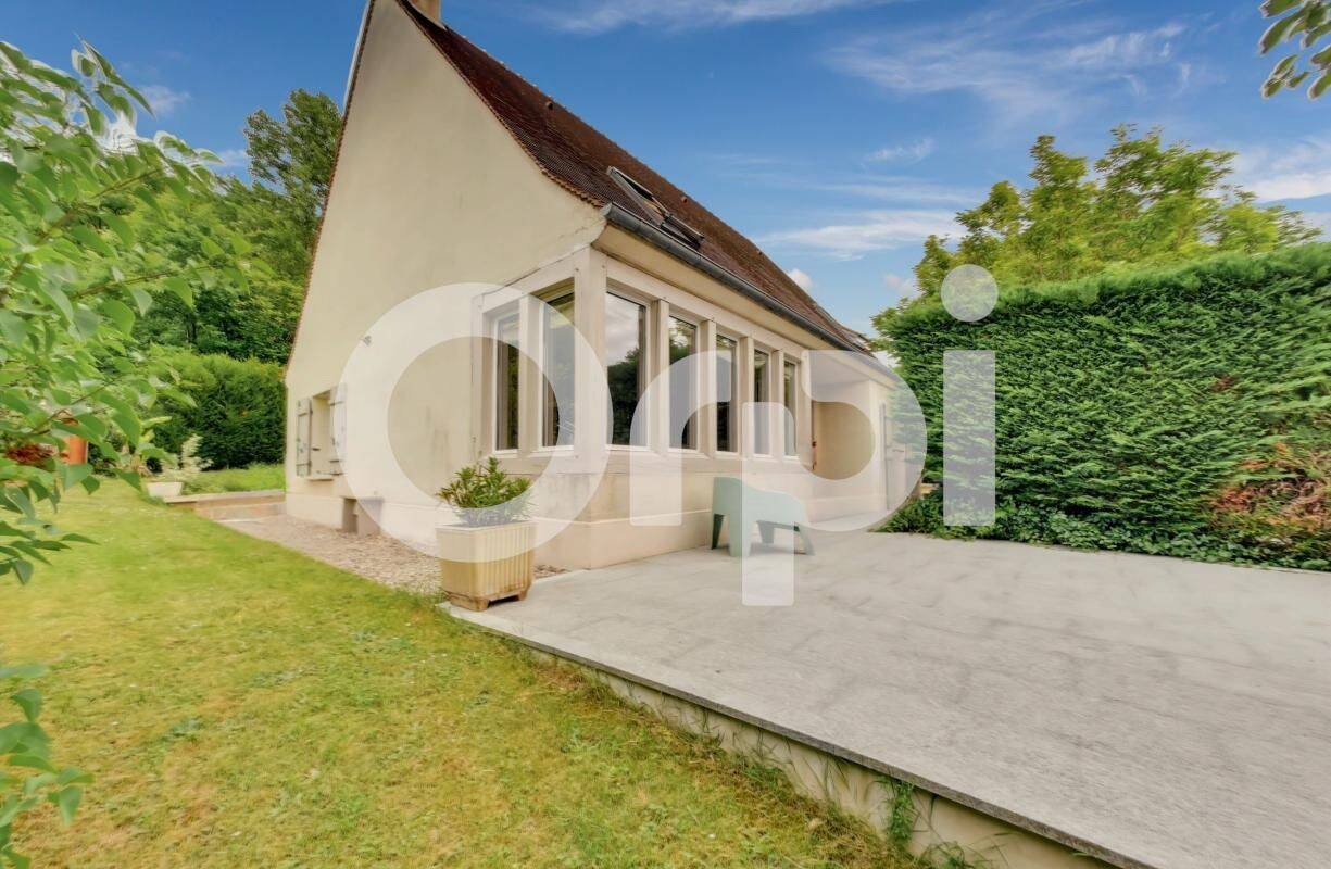 Maison 6 pièces 120 m² · à Lamorlaye · 120 m² · 475 000 €