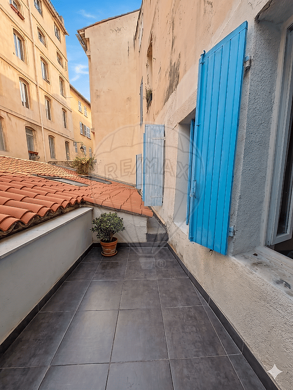 Appartement 2 pièces 35 m² · à Marseille 2ème Arrondissement · 35 m² · 111 700 €