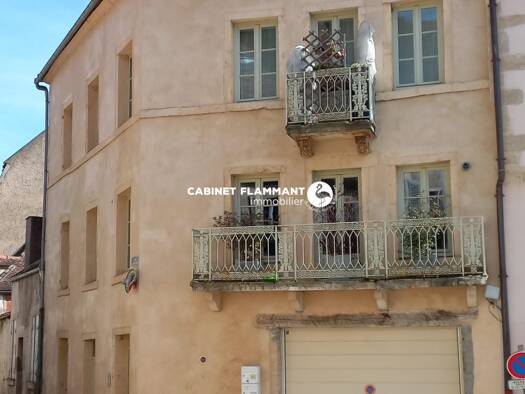 Immeuble à vendre 360 000 € 180 m² Semur-en-Auxois 21140