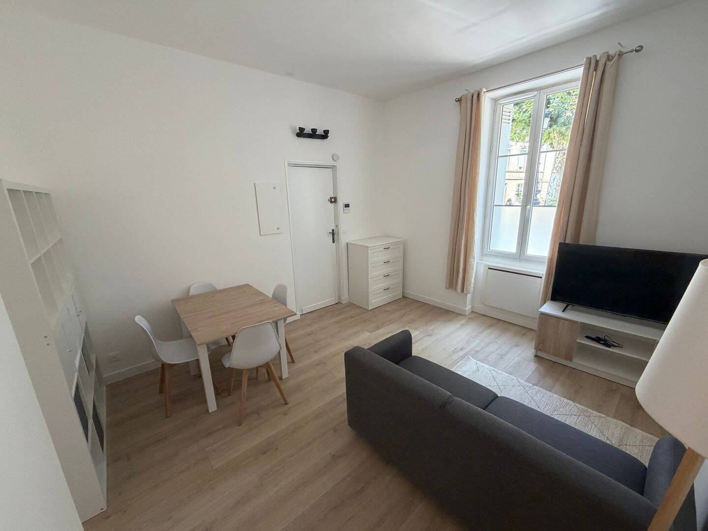 Appartement 1 pièce 33 m² · à Bordeaux · 33 m² · 790 €