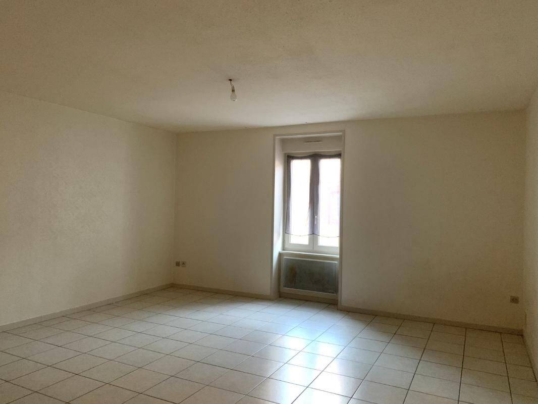 Appartement 2 pièces 41 m² · à Roanne · 41 m² · 350 €
