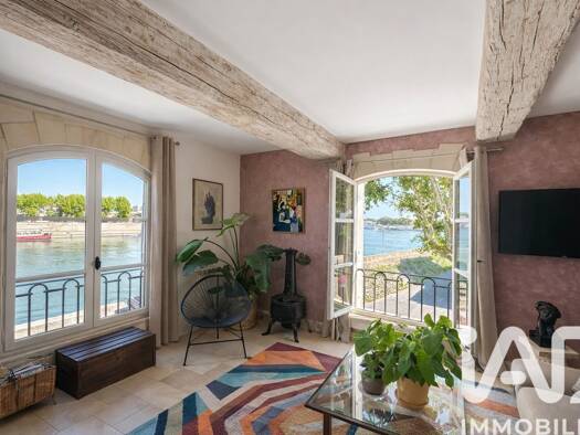 Appartement à vendre 370 000 € 4 pièces 2 chambres 100 m² 1er étage Centre Ville-Mejan-La Cité Arles 13200