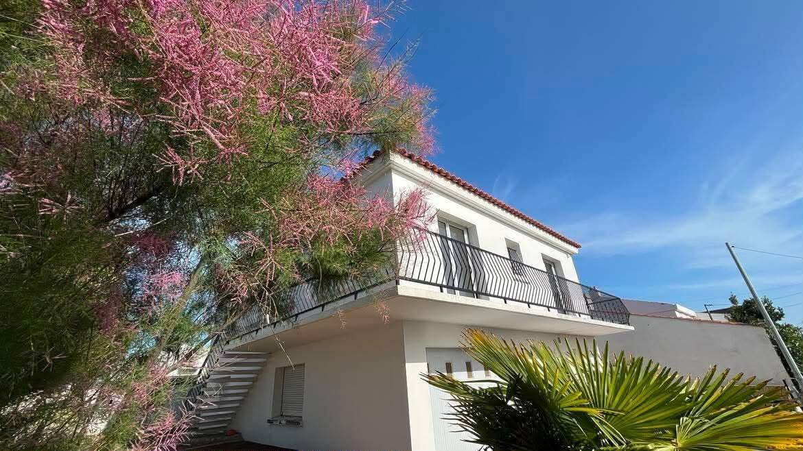 Maison 4 pièces 76 m² · à Les Sables-d'Olonne · 76 m² · 460 €