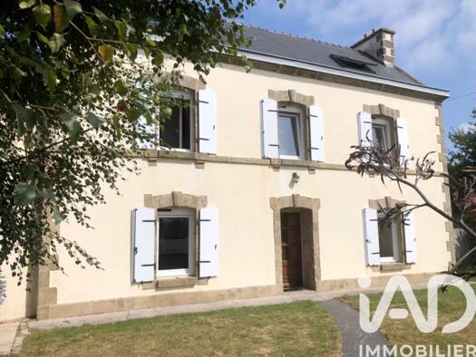 Maison à vendre 273 000 € 7 pièces 4 chambres 183 m² 869 m² de terrain Beuzec-Cap-Sizun 29790