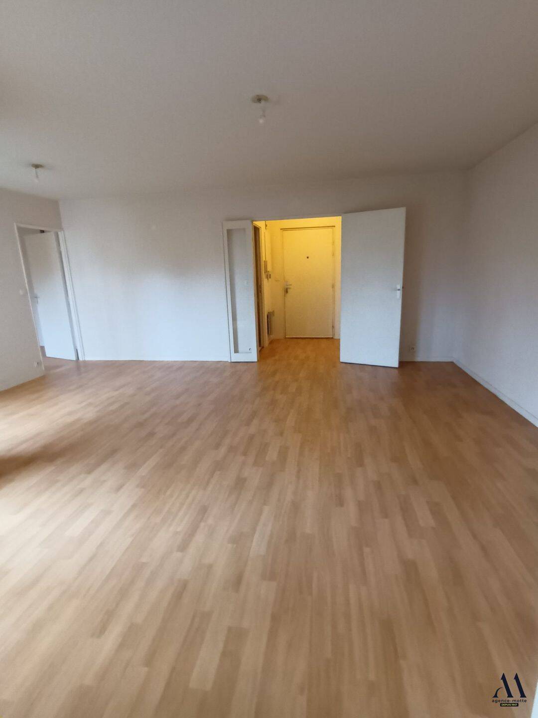 Appartement 2 pièces 56 m² · à Tours · 56,4 m² · 160 250 €