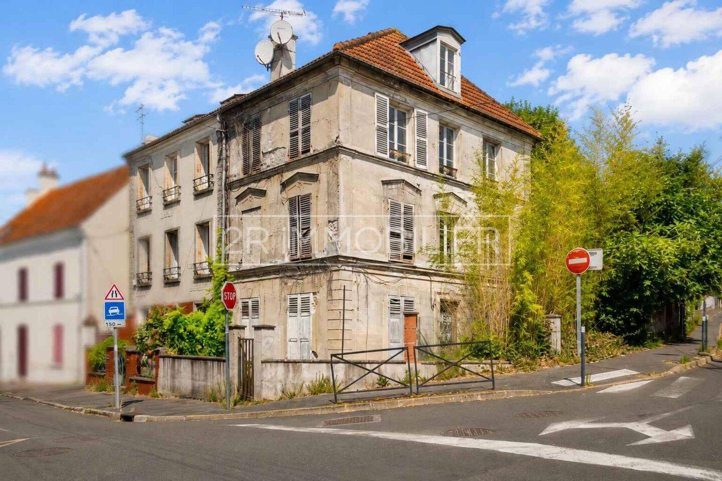 Maison 8 pièces 290 m² · à Dampmart · 290 m² · 575 000 €