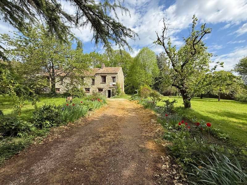 Maison 8 pièces 188 m² · à Hargeville · 188 m² · 554 000 €