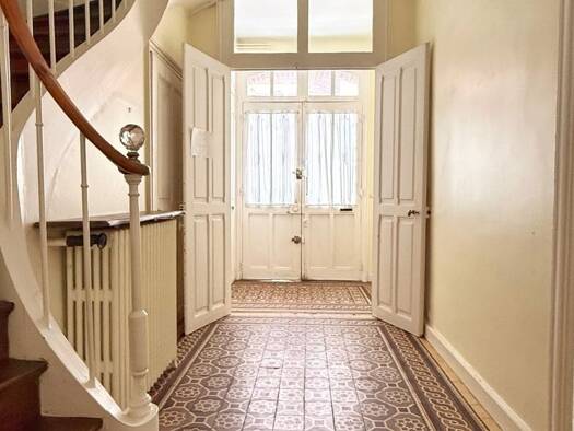 Maison de ville à vendre 291 000 € 6 pièces 3 chambres 113 m² 174 m² de terrain Centre Ville Beauvais 60000