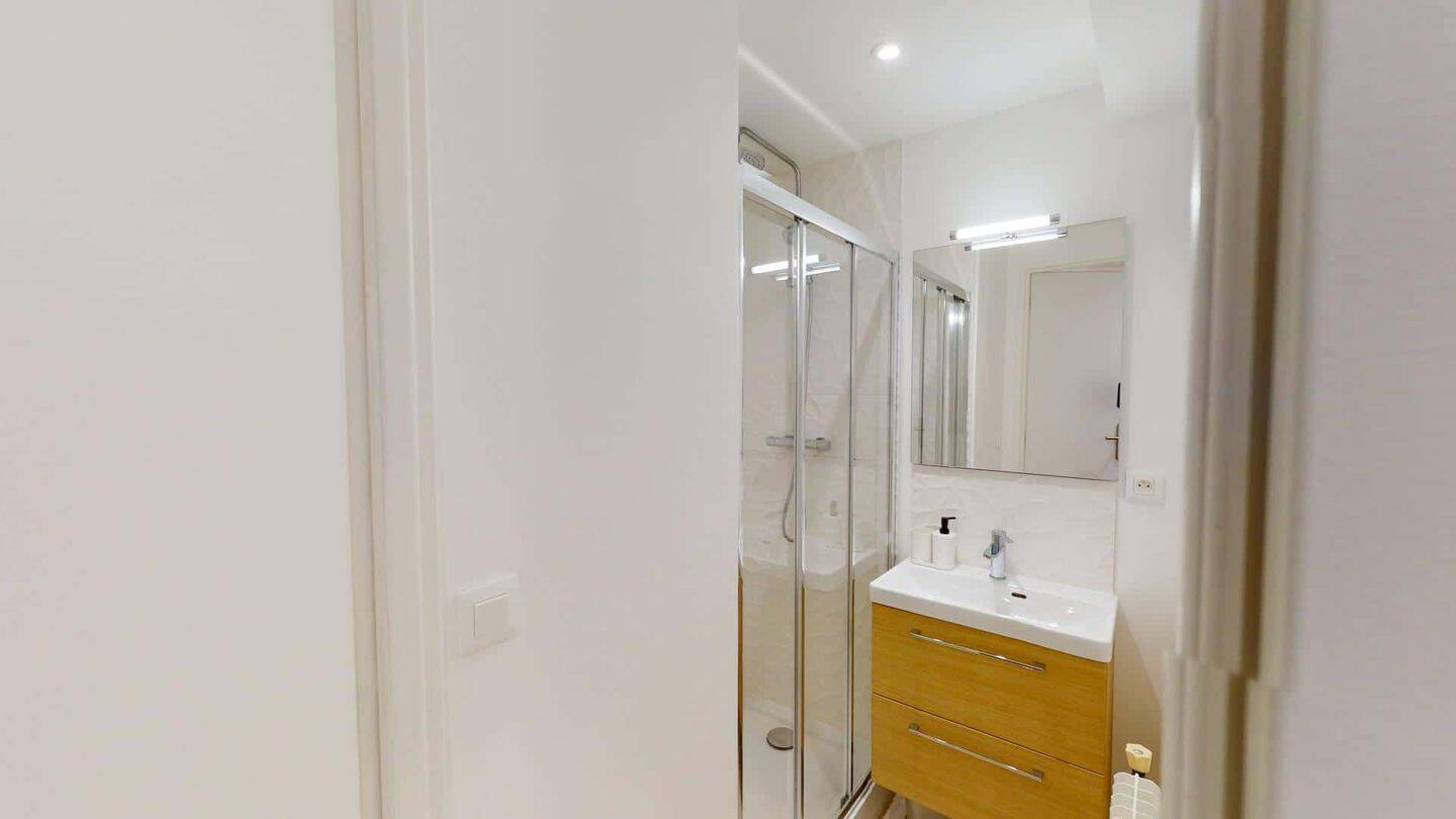 Chambre 1 - BONNAT M - Colocation — 1