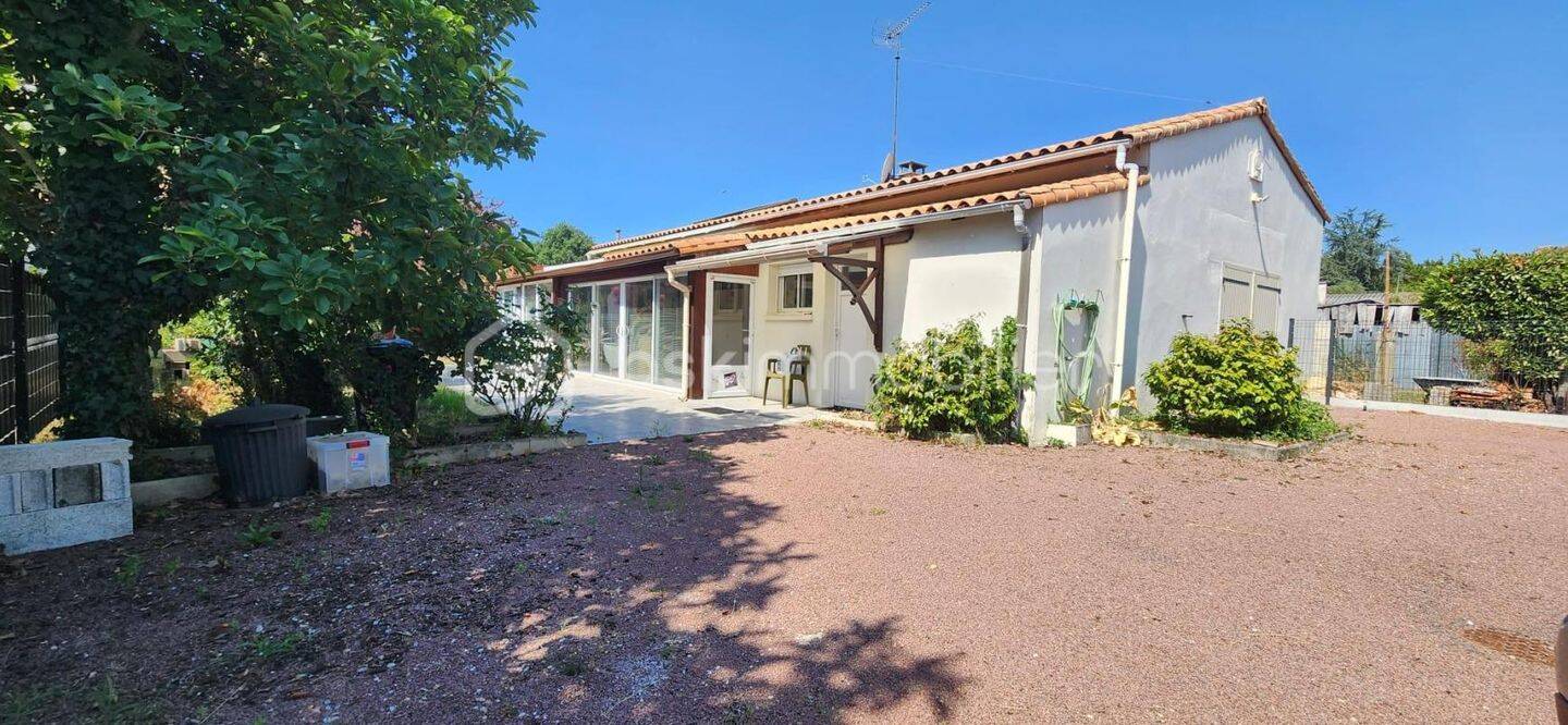 Maison 4 pièces 94 m² · à Étaules · 94 m² · 219 000 €