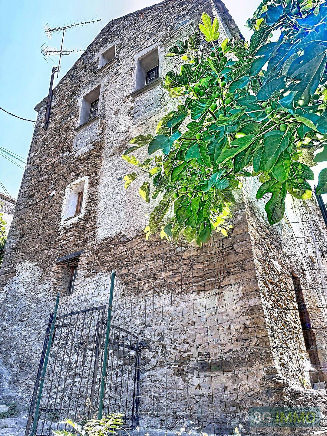 Appartement 1 pièce 90 m² · à San-Lorenzo · 89,9 m² · 58 000 €
