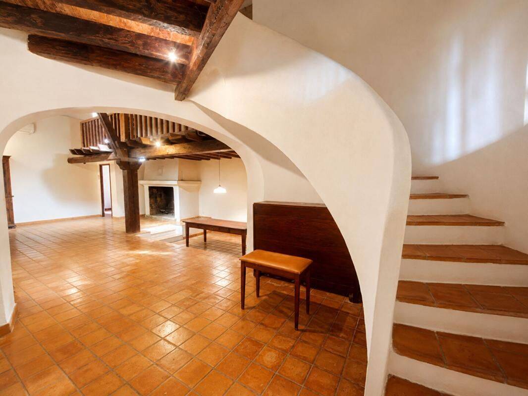 Maison 6 pièces 175 m² · à Le Castellet · 175 m² · 680 000 €