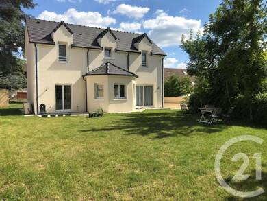 Maison à louer 2 060 € 6 pièces 4 chambres 142,7 m² 650 m² de terrain Brunoy 91800