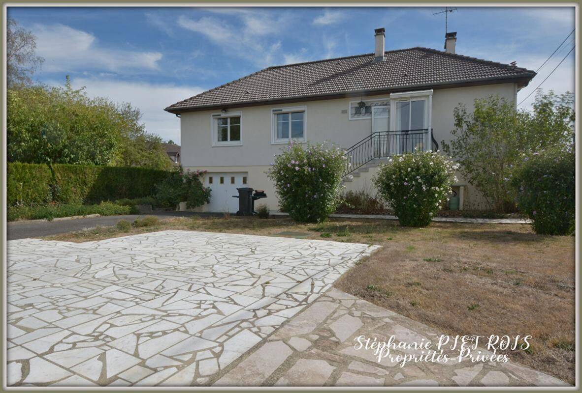 Maison 5 pièces 80 m² · à La Chapelle-d'Angillon · 80 m² · 141 000 €