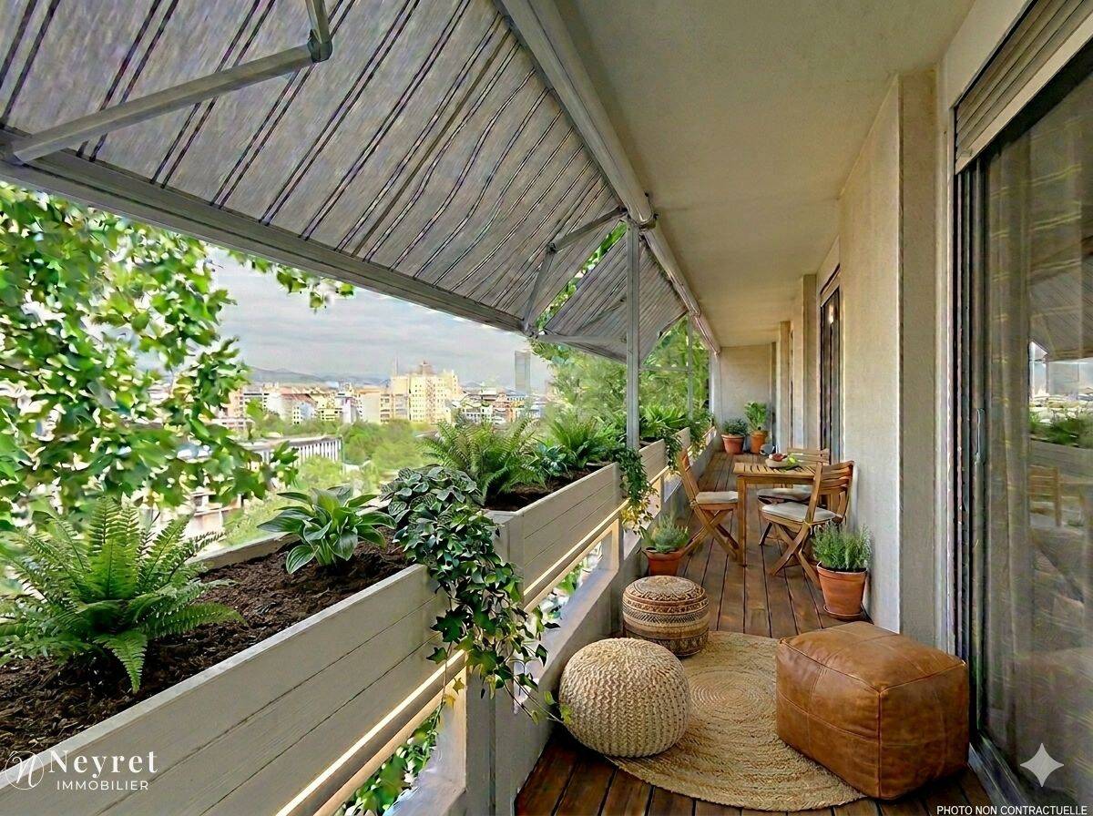 Appartement 5 pièces 92 m² · à Lyon 8ème Arrondissement · 91,7 m² · 310 000 €