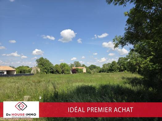 Terrain à vendre 30 603 € 659 m² de terrain Juscorps 79230