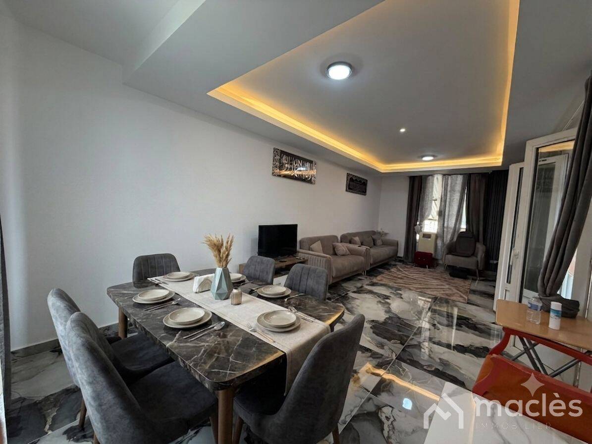 Maison 6 pièces 200 m² · à Le Bourget · 200 m² · 495 000 €