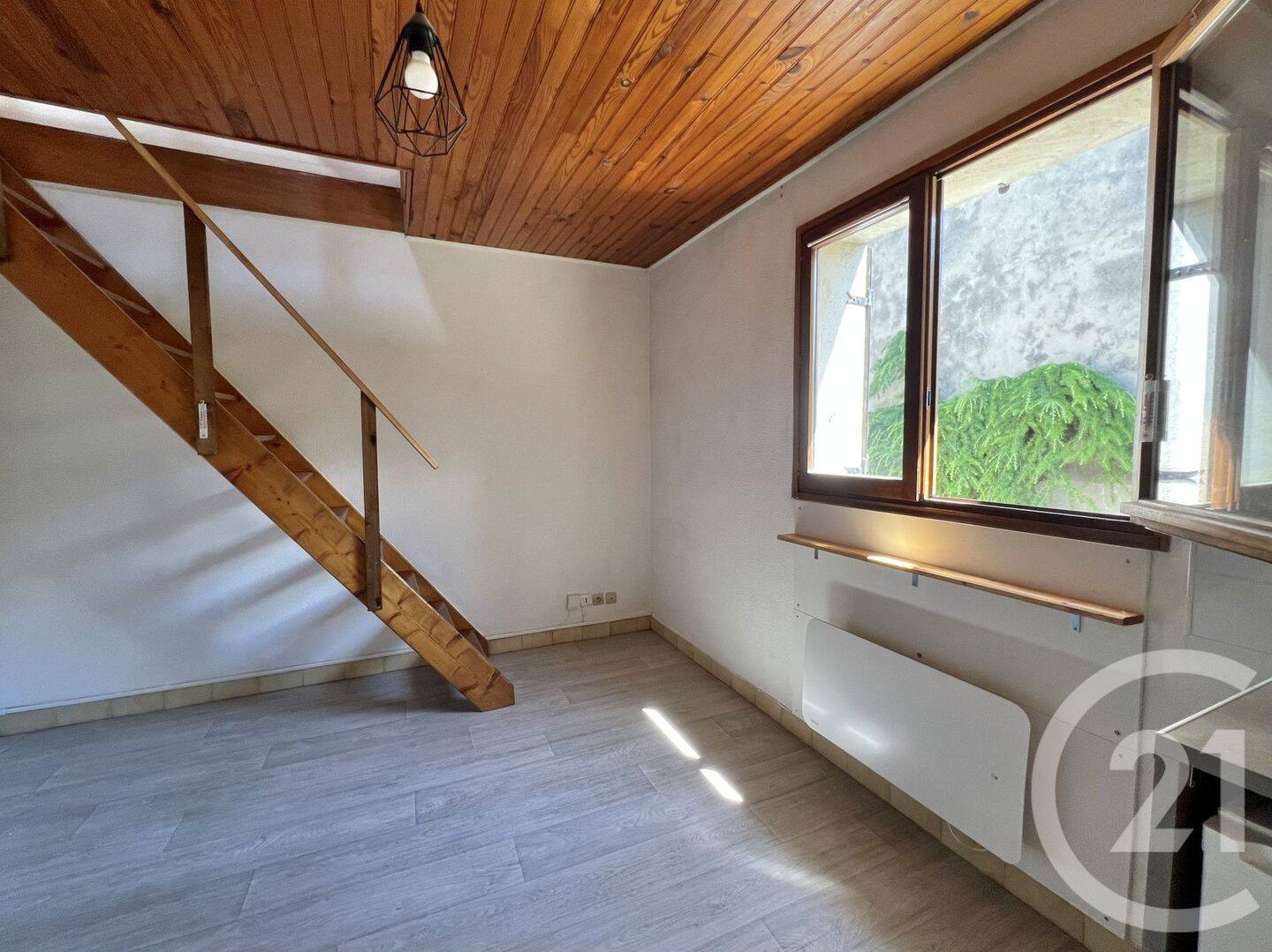 Appartement 1 pièce 24 m² · à Grenoble · 23,5 m² · 430 €
