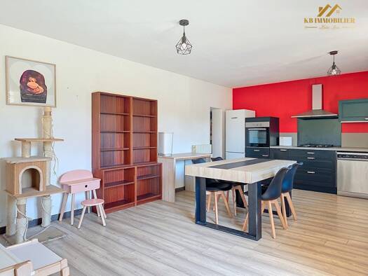 Maison à vendre 245 000 € 4 pièces 2 chambres 81,8 m² 138 m² de terrain Avignon 84000