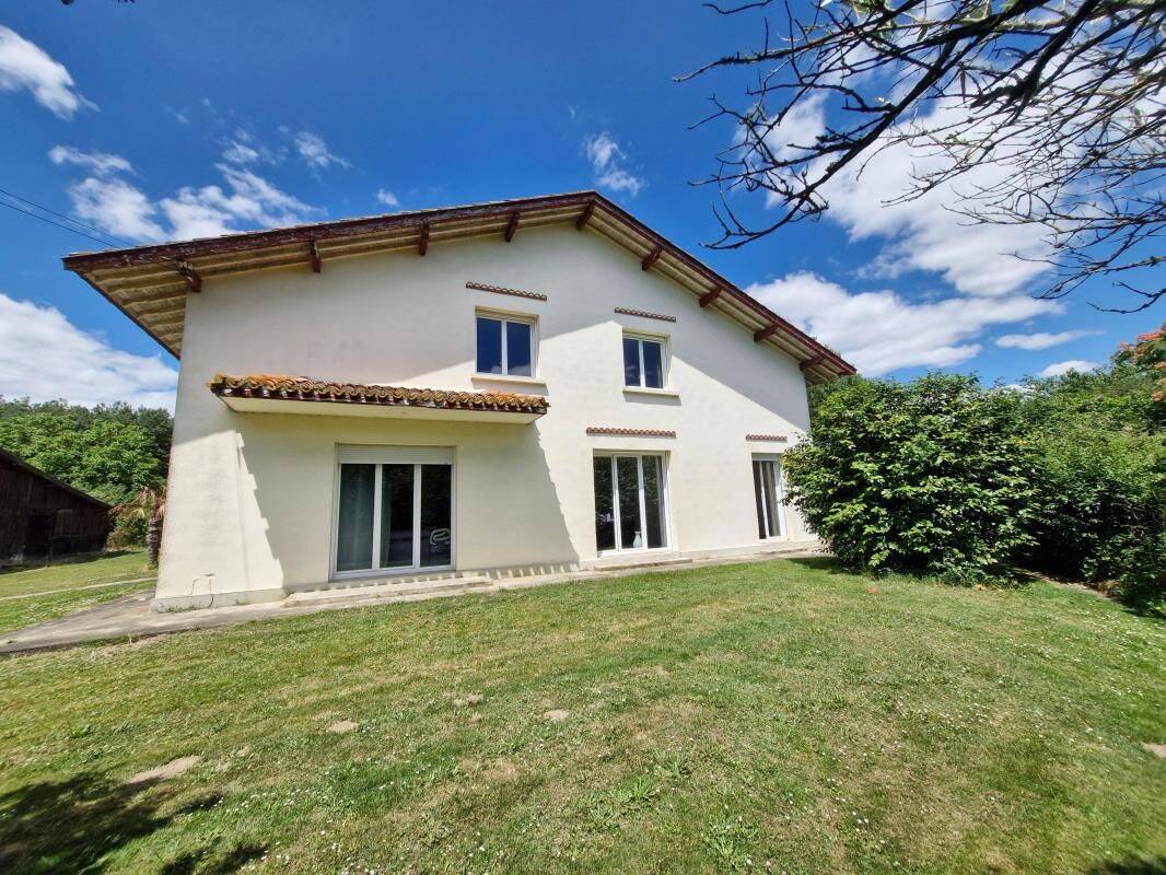Maison 7 pièces 217 m² · à Souprosse · 217 m² · 410 000 €