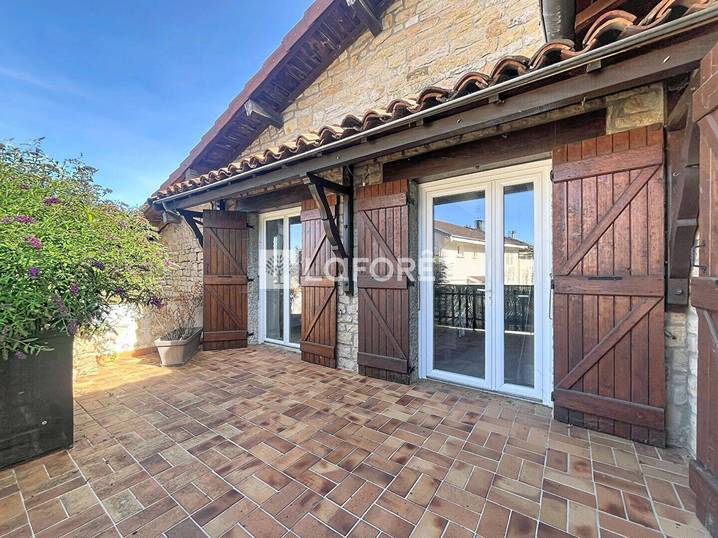 Maison 6 pièces 88 m² · à Saint-Amour · 88 m² · 200 000 €